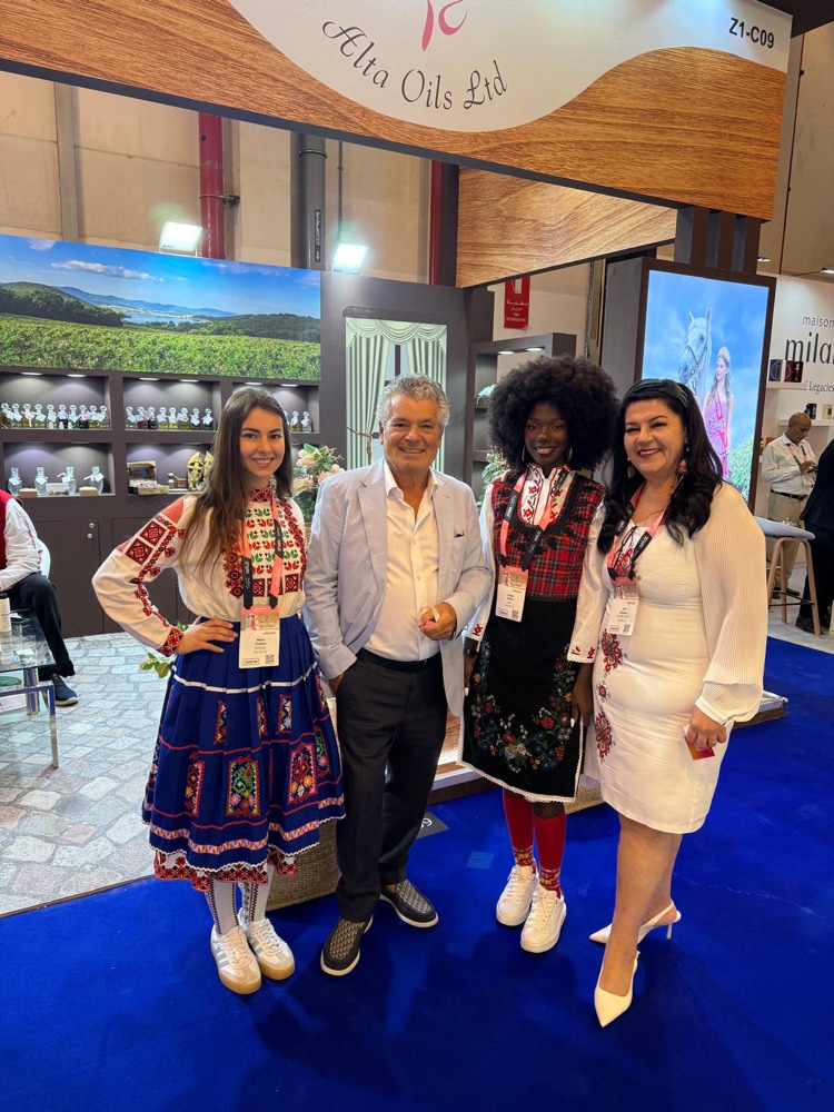 Alta Oils team at an international trade fair