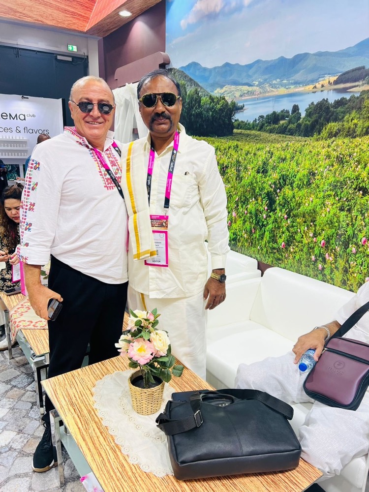 Alta Oils team at an international trade fair